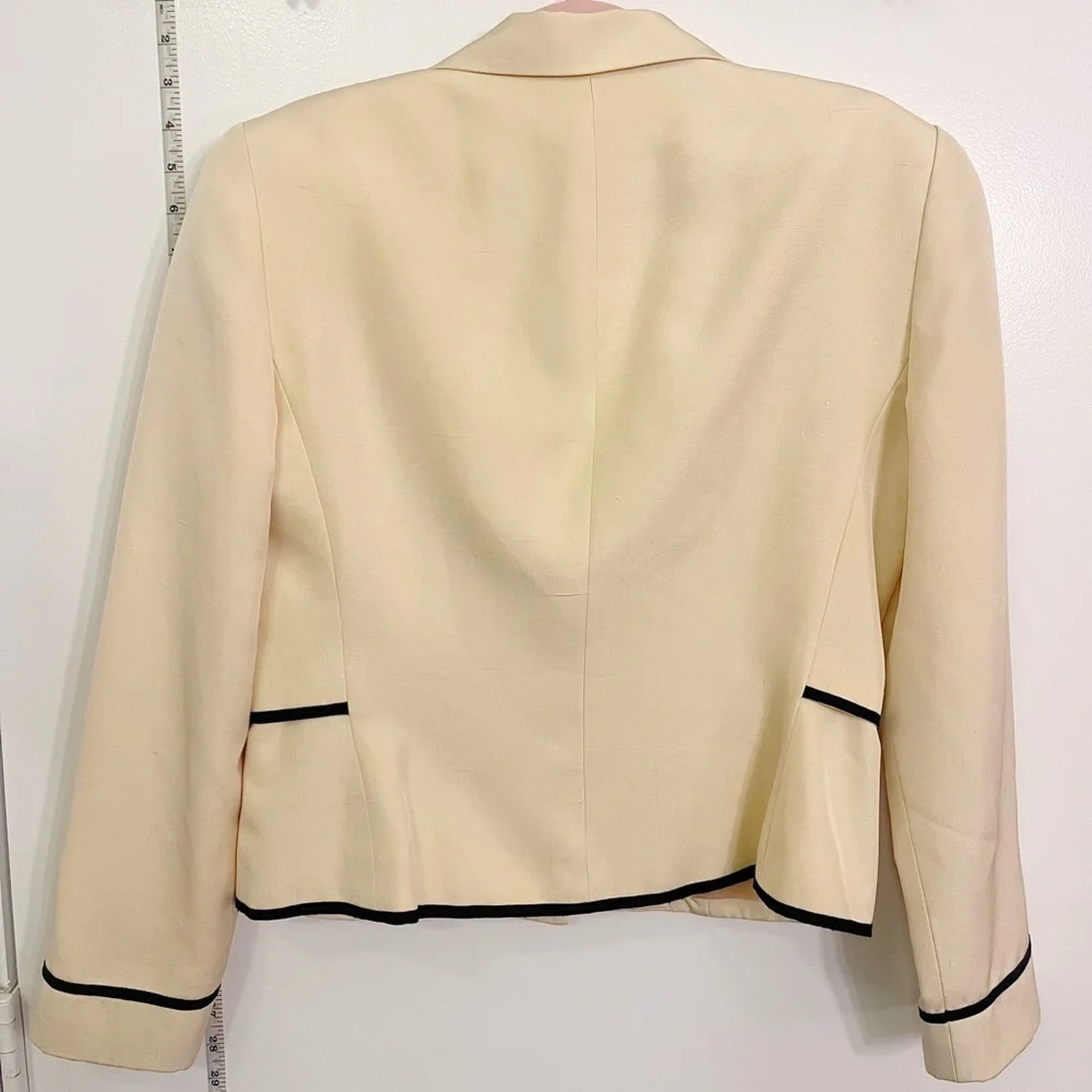 CHRISTIAN DIOR Vintage 100% silk blazer